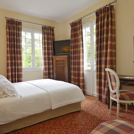 Le Saint Christophe Hotel