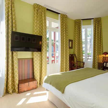 オテル ル サン クリストフ ホテル