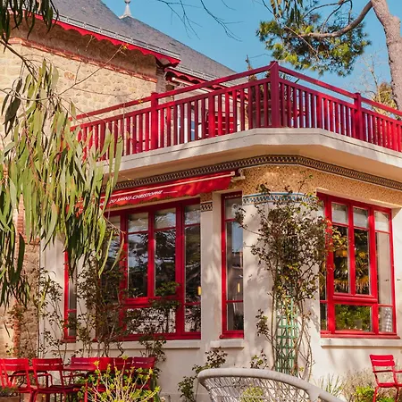 מלון Le Saint Christophe 4*