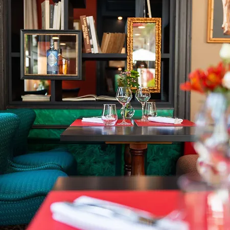 オテル ル サン クリストフ 4*