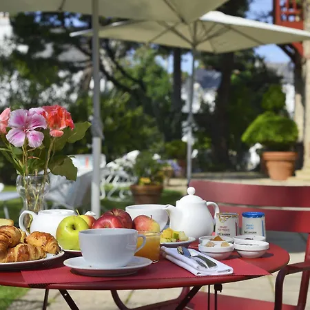 Le Saint Christophe Otel