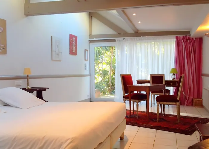 Le Saint Christophe Hotel